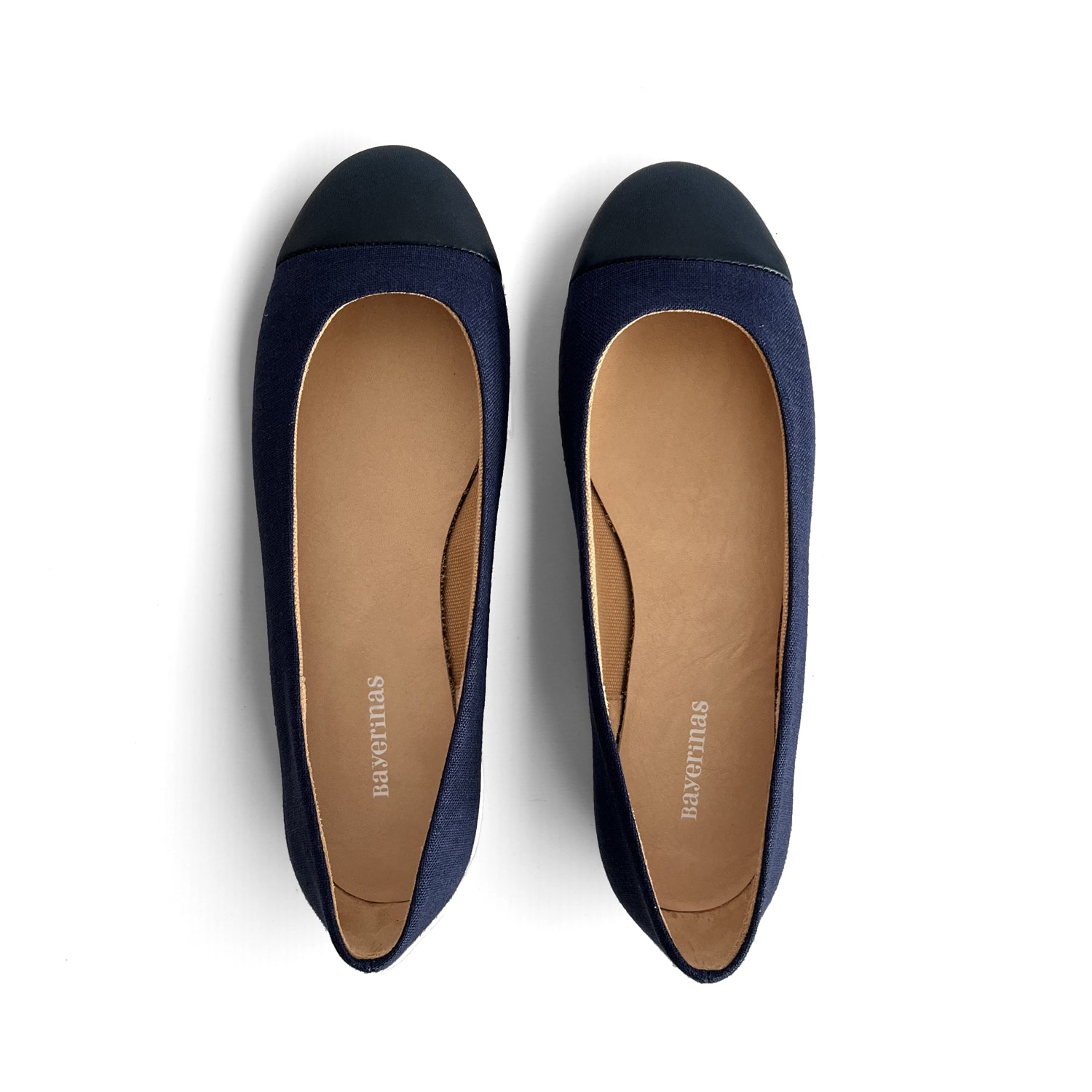 Cap toe Ballerinas in dunkelblau aus leinen und lederkappe