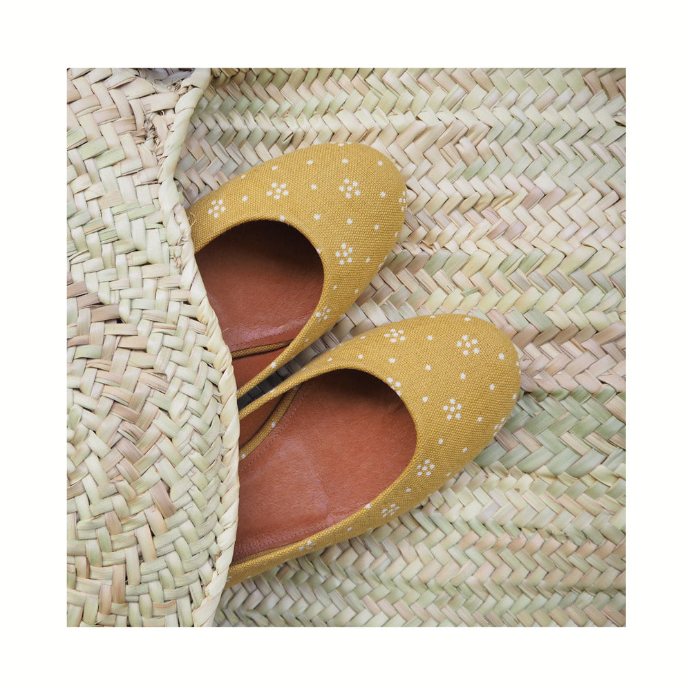 Klassische Ballerinas Schuhe von Bayerinas in gelb und mit Muster