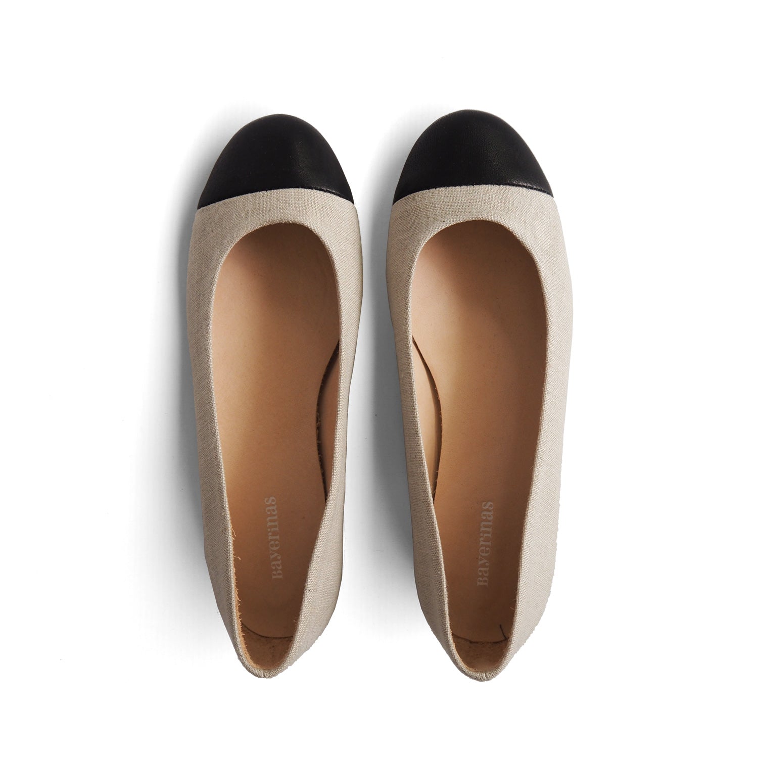 klassische Ballerinas aus leinen und lederkappe in natur und schwarz von Bayerinas
