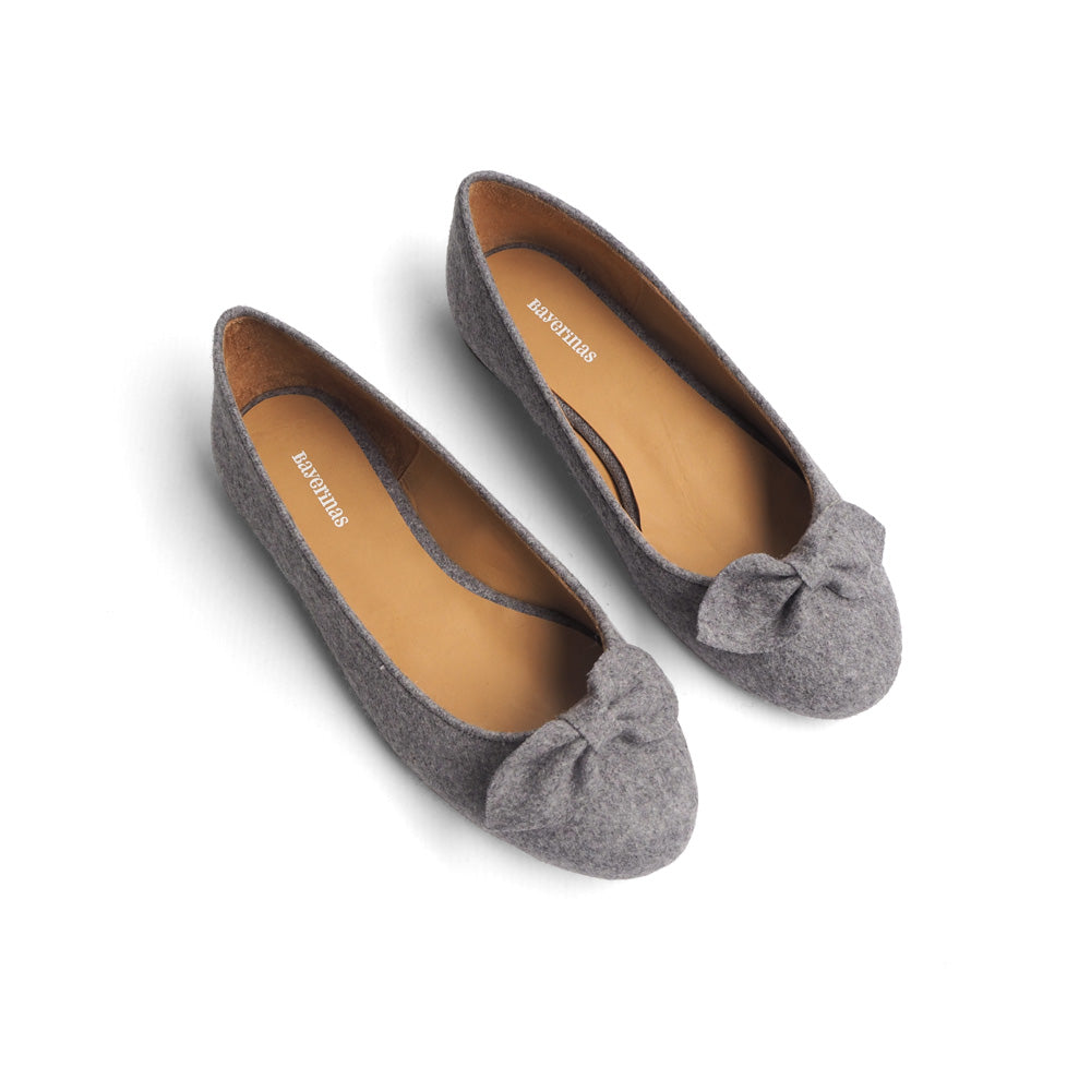 Klassische Ballerinas aus Loden in grau von Bayerinas