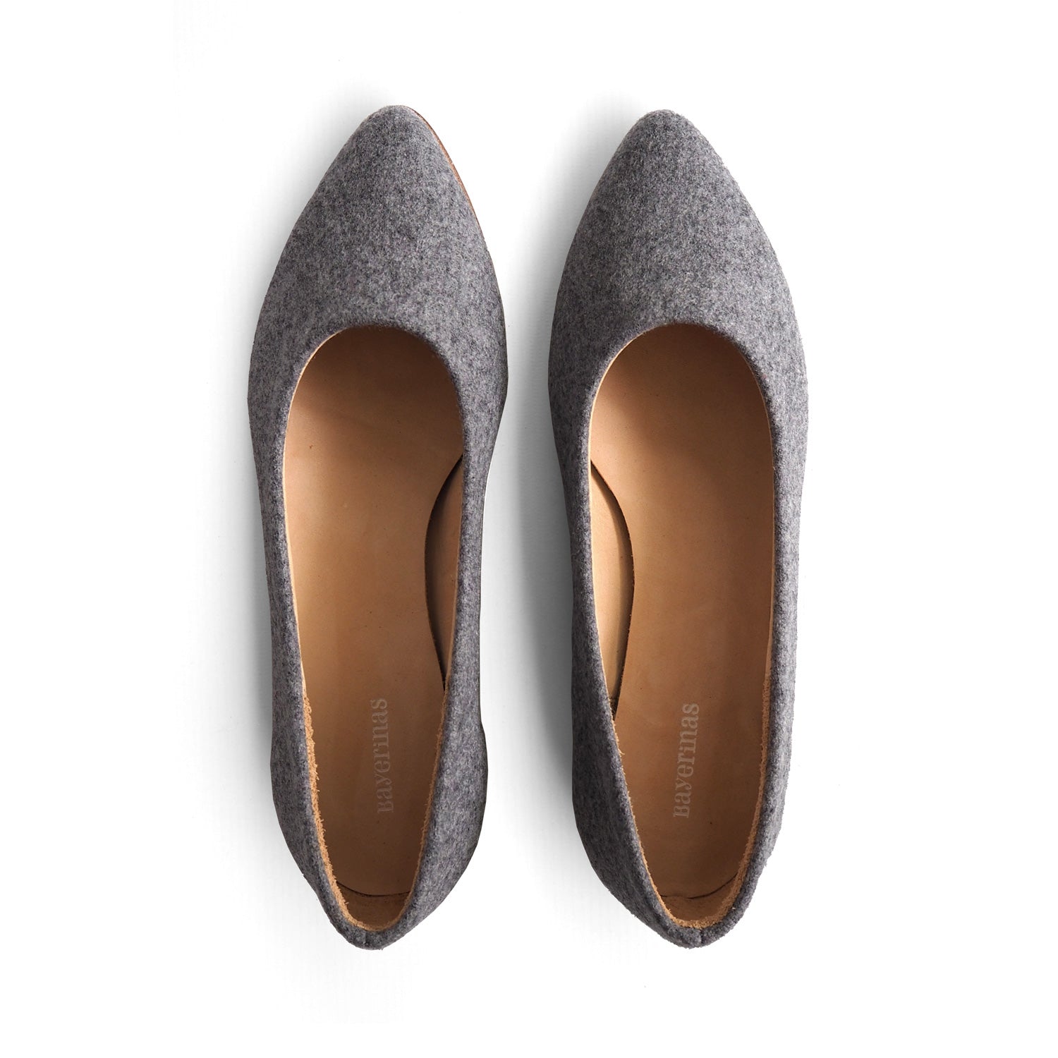 Spitz Ballerinas aus Loden in grau von Bayerinas