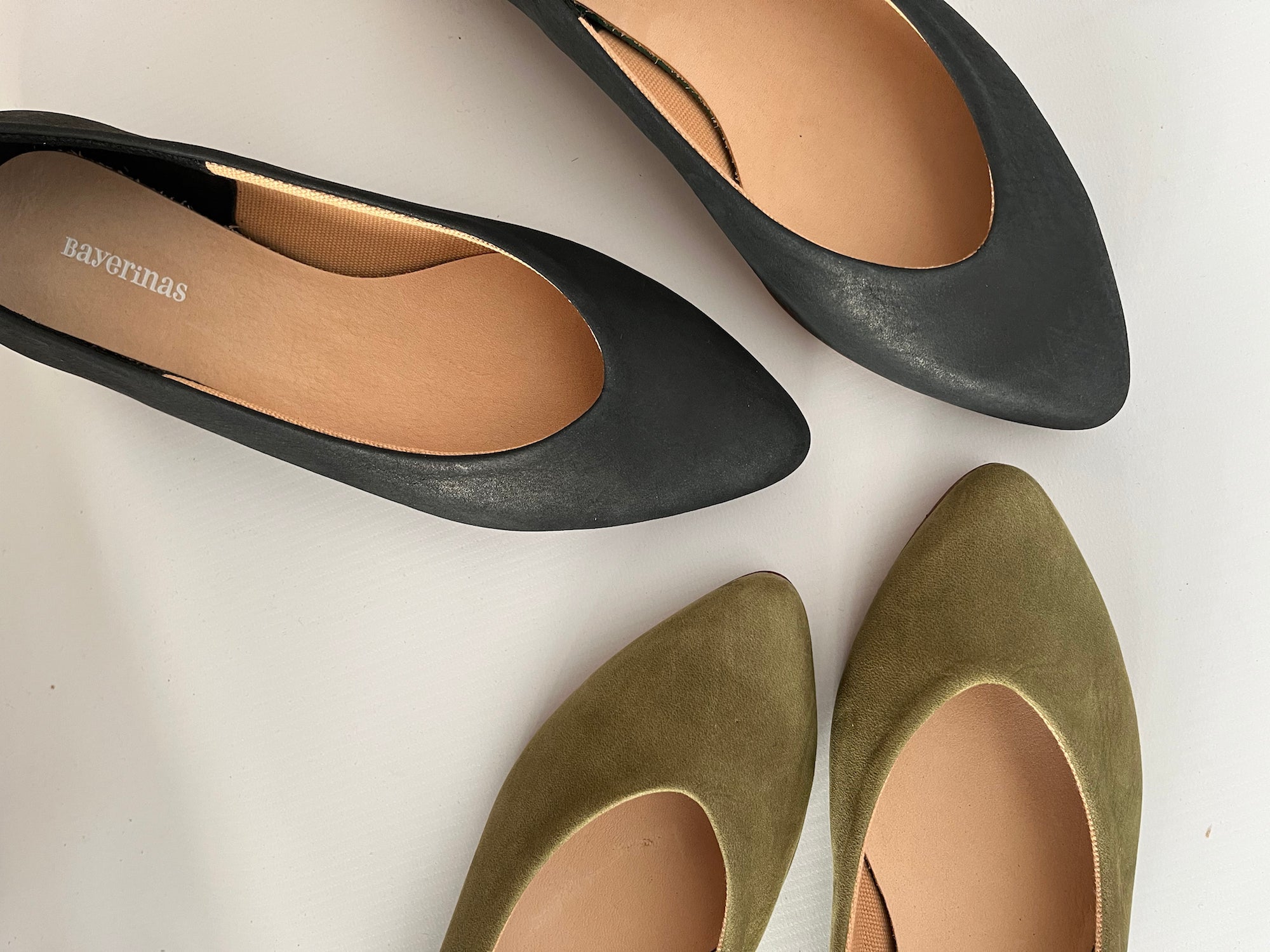 Leder spitze ballerinas in schwarz und olivgrün