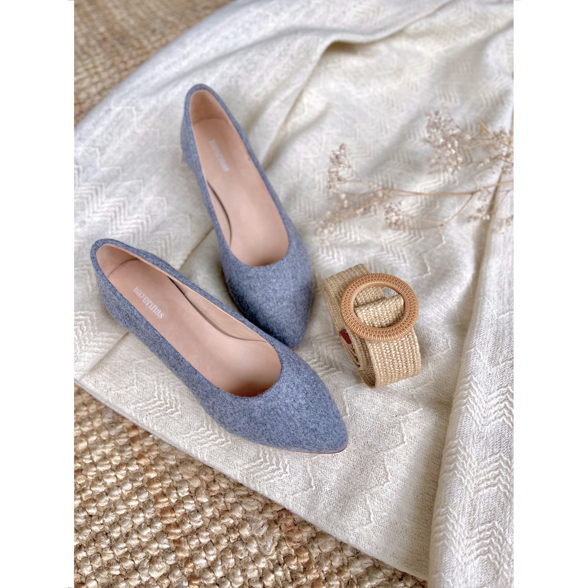 ballerinas aus loden in grau